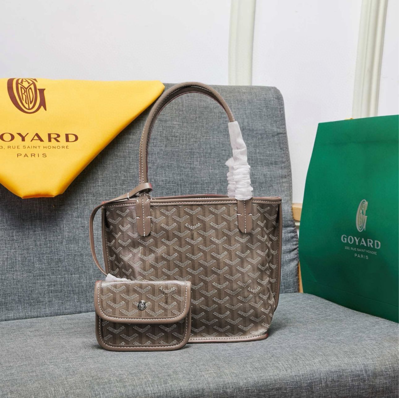 ๐ Coated Canvas Mini Tote Bag With Pouch