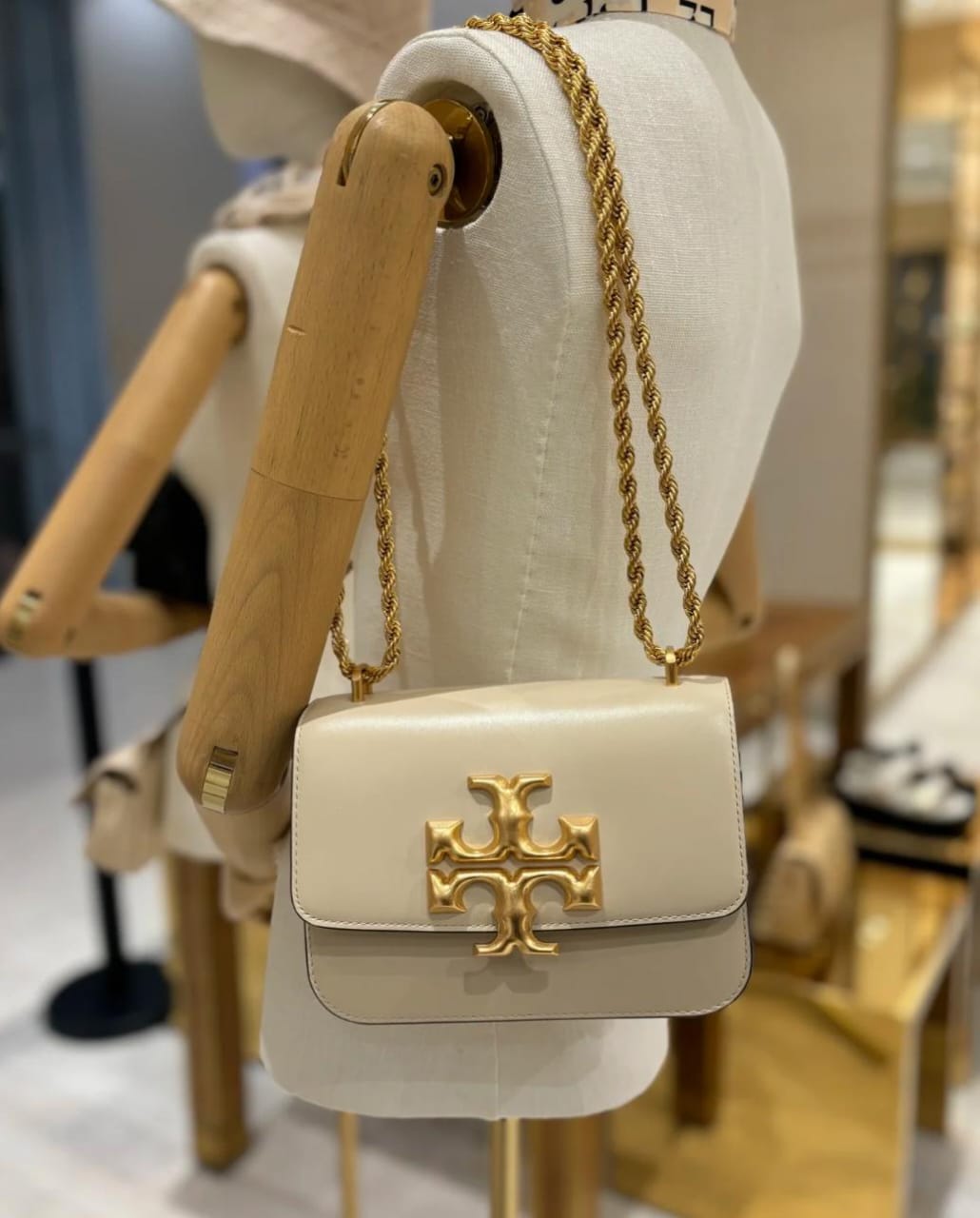๐๐ Eleanor Leather Shoulder Bag