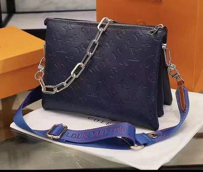 𝐋𝐕 Denim Crossbdy Bag With Chain