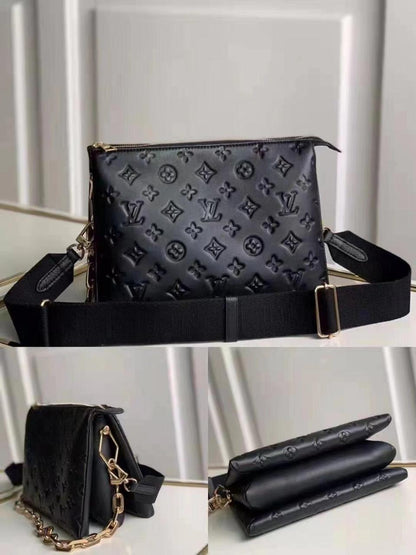 𝐋𝐕 Denim Crossbdy Bag With Chain