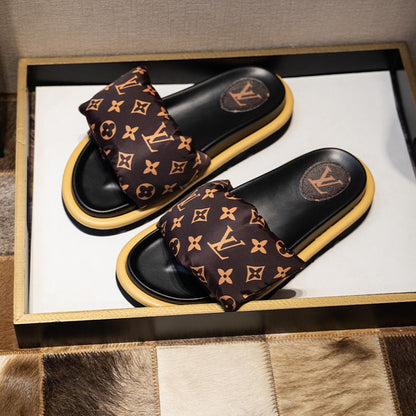 𝐋𝐕 Pillow Comfort Slides